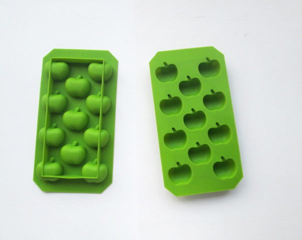 KI-040 NBLK Silicone Ice Cube Tray