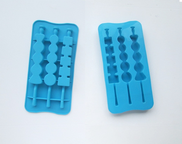 KI-032 NBLK Silicone Ice Cube Tray